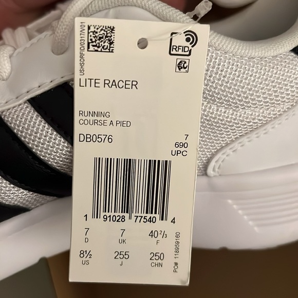 NWT Women’s Adidas Athletic Shoes - Picture 10 of 10